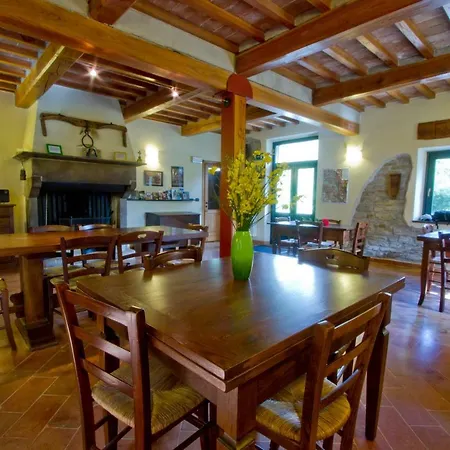 Alloggio per agriturismo Foglie Gubbio